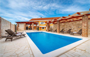 3 Bedroom Gorgeous Home In Pridraga